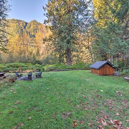 Riverfront Gold Bar Log Cabin Near Stevens Pass! Exterior foto