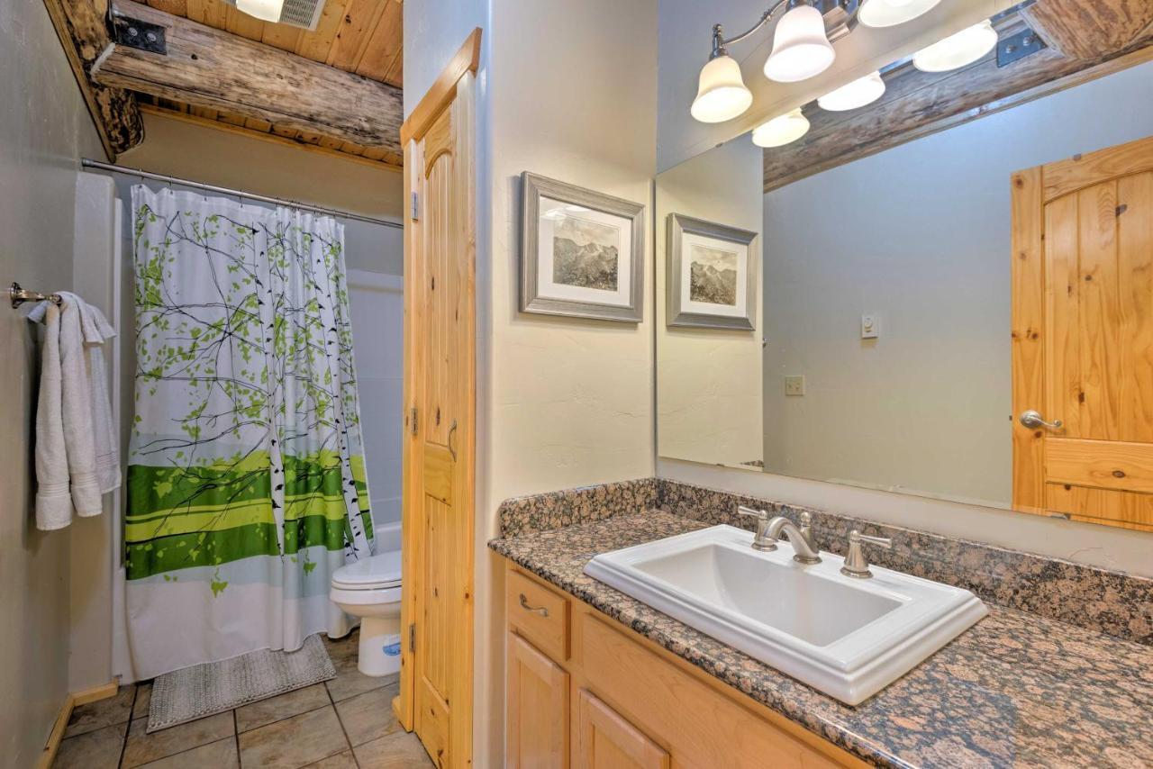Riverfront Gold Bar Log Cabin Near Stevens Pass! Exterior foto